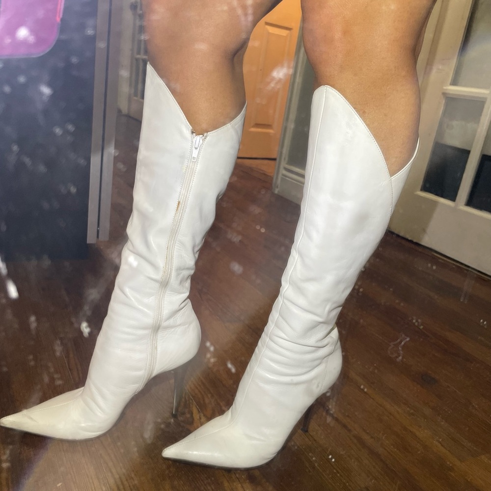 Casadei stiletto heeled leather boots white